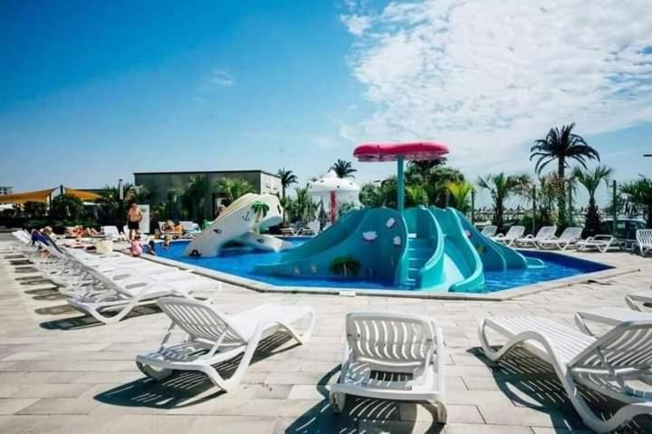 Alezzi Resort Luxury Apartament Prima Linie La Mare Năvodari Extérieur photo